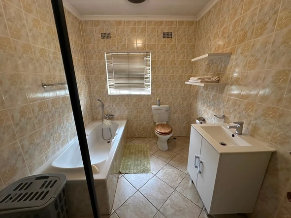 3 Bedroom Garden Flat