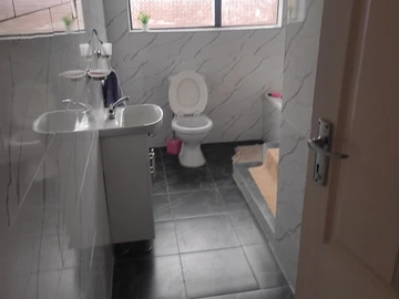 3 Bedroom Garden Flat