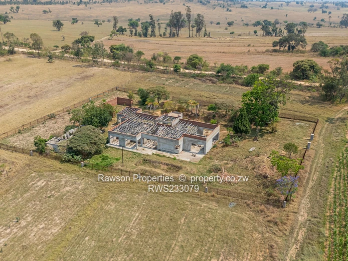 Fully Equiped Farm with Strong Potential.