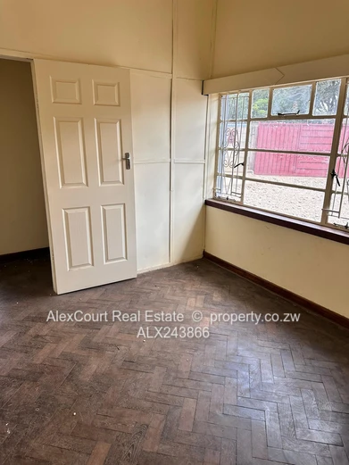 Spacious Home In Prospect, Waterfalls For Rent (Sole Mandate)