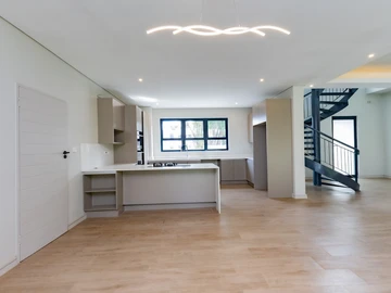 5 Unit Townhouse Complex