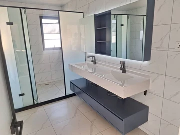 8 Unit Townhouse Complex