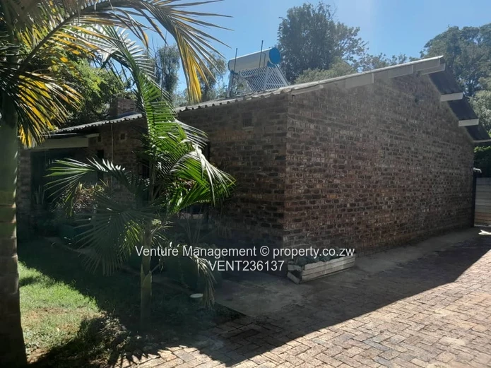 Neat 2-Bed Cottage for Rent