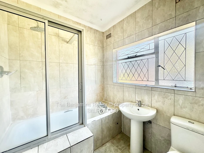 Ground-Floor 2-Bedroom Apartment for Sale in Avondale