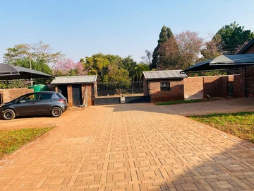 4 Unit Townhouse Complex