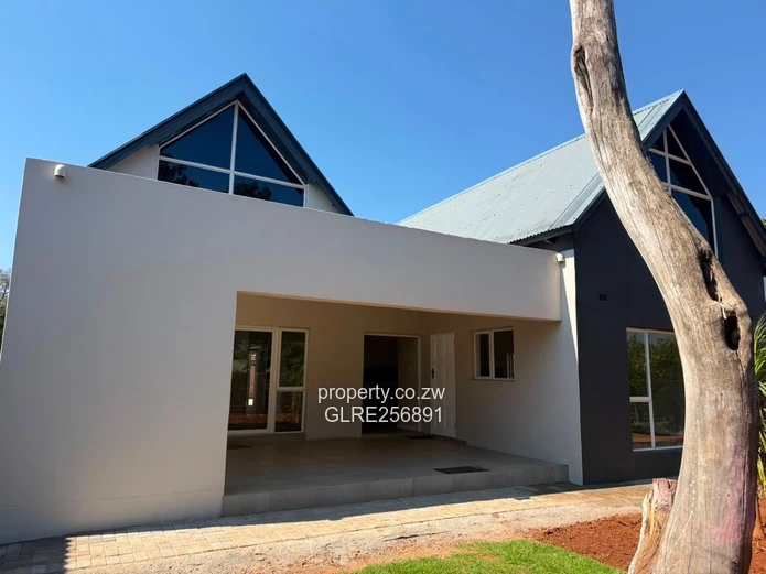 Modern 4-Bed Borrowdale Home — Double-Volume Living, Borehole