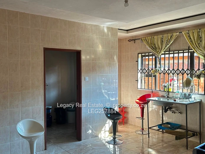 Fairview 4-Bed Home with Garden, Garage & Borehole