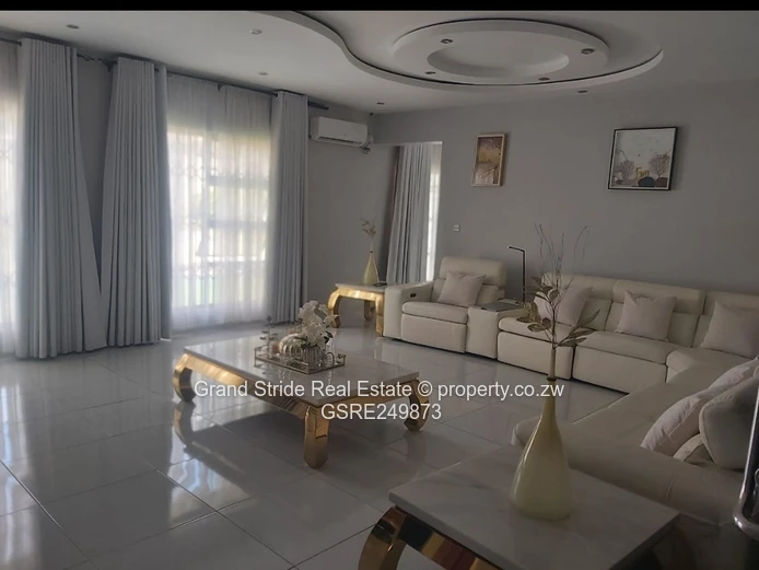 House TO LET