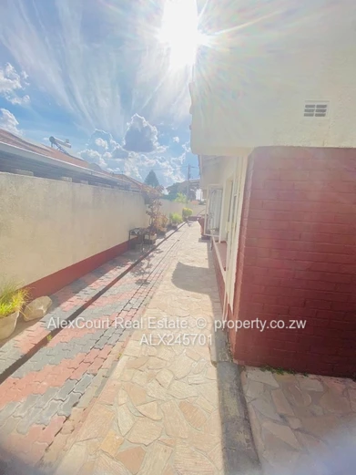 Mainway Meadows House For Sale