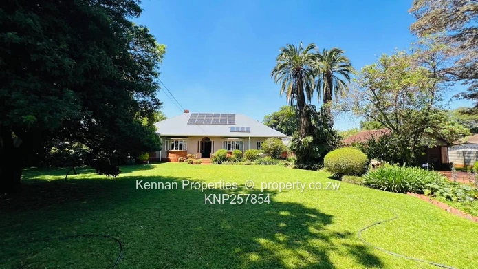 Golden Oldie Family home with Cottage (Sole Mandate)