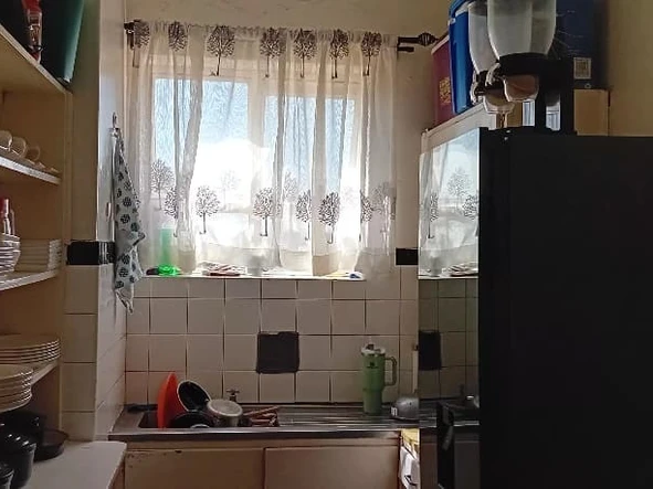 2 Bedroom Flat & Apartment