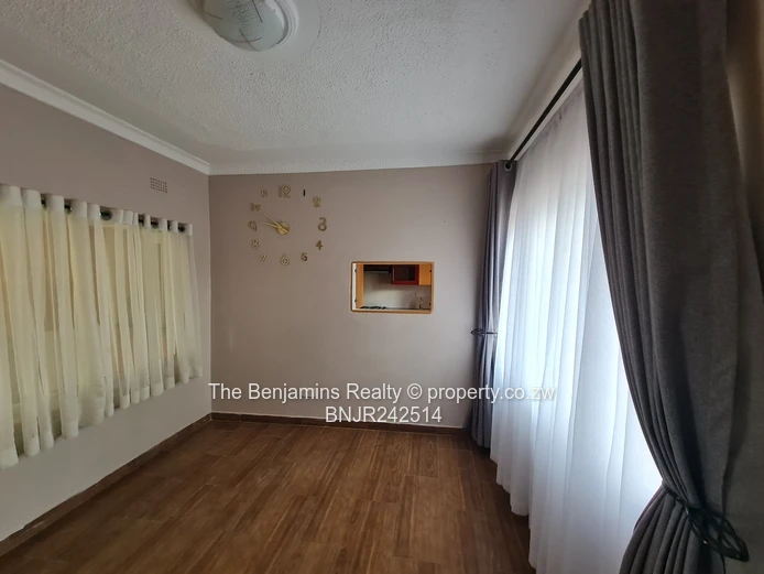 2 Bedroom Cottage to Let