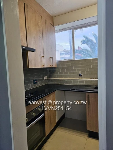 Upper Avenues Flat To Let 