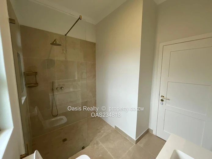 Modern Executive Townhouse - Luxury Living Redefined