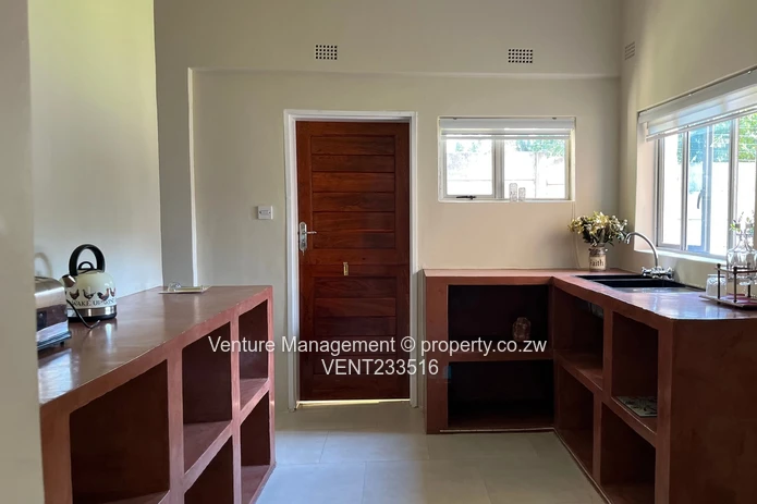 Newly Renovated cottage in Borrowdale!