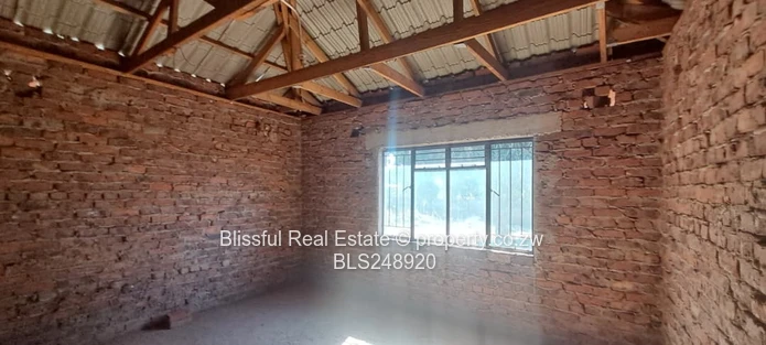 incomplete 5 bedroom house for sale in Tynwald 