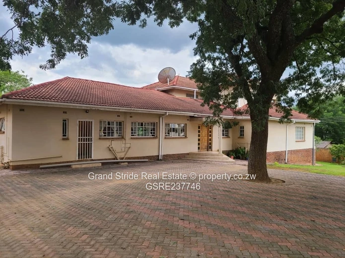 Stunning 6-bedroom double-story home for sale in Glenlorne 