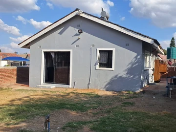 6 Unit Townhouse Complex