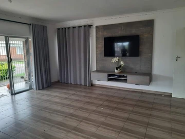 3 Bedroom Townhouse Complex
