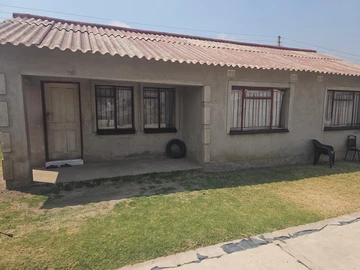 2 Bedroom House