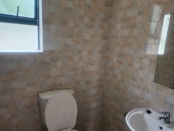 2 Bedroom Garden Flat