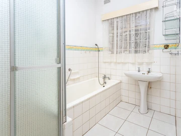 2 Bedroom Garden Flat
