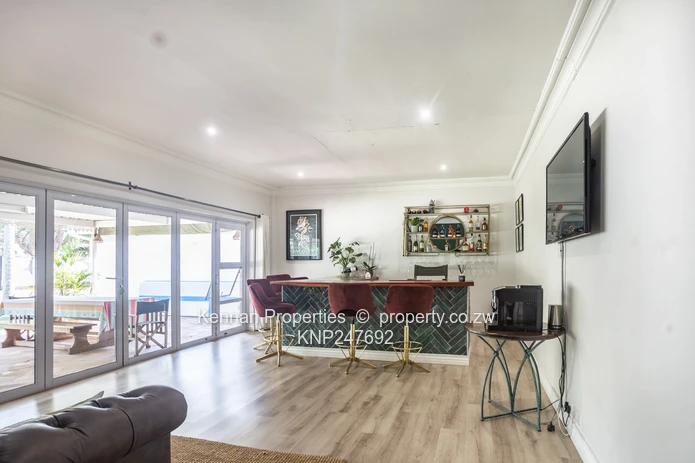 Four bedroom home in an excellent location with a cottage, pool and a prolific borehole (Sole Mandate)