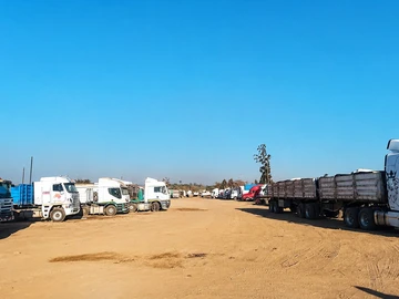 Commercial & Industrial Land