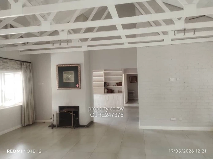 Borrowdale Brooke 3BR House - Pool, Borehole, Garage