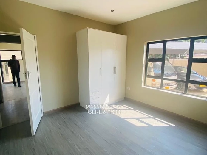 Bright 3BR Avondale Flat with Vaulted Windows & Borehole