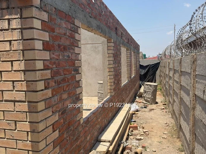 FIDELITY INCOMPLETE HOUSE for sale