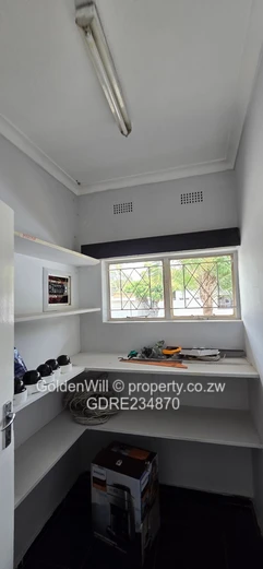 A Commercial House Property For Rental In Eastlea 
