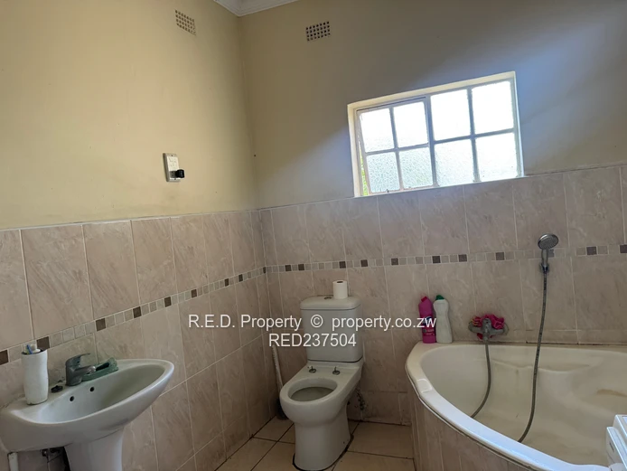 A versatile property offering space, sustainability, and opportunity In  Beuna Vista !