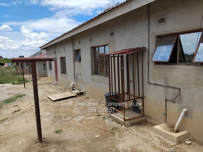 URGENT QUICK SALE — Prime Student Accommodation Investment in Adelaide Park, Gweru  (Sole Mandate)
