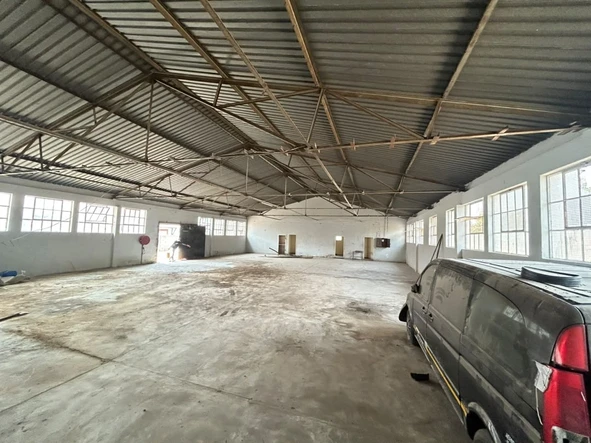 Warehouse & Factory