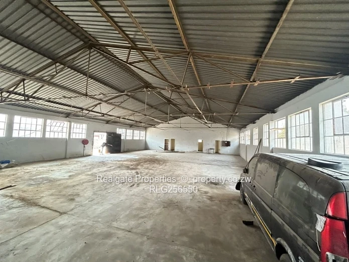  Prime Commercial Warehouse For Sale | Thorngrove, Bulawayo