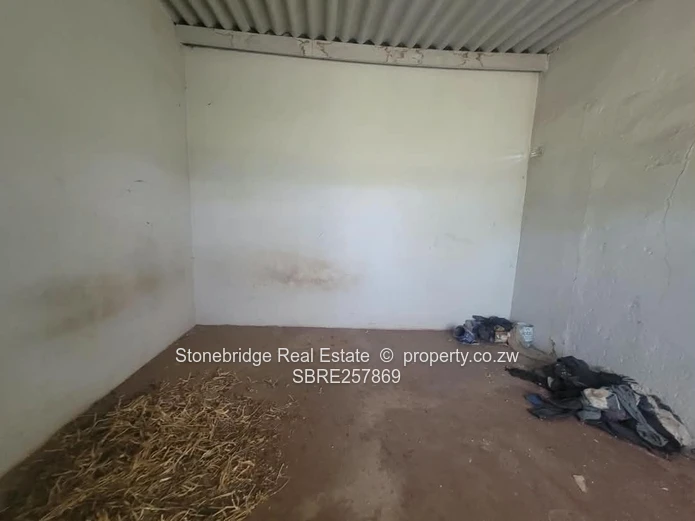 3 Bedroomed House on 1.045Ha in Douglasdale For Sale