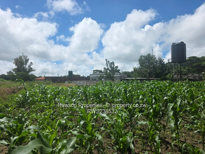 Gletwyn Stand Title Deeds Close to Enterprise!