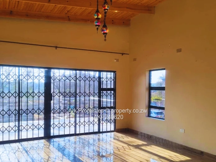 6 Bedroomed Cluster House