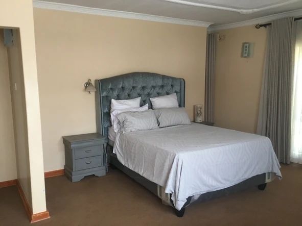 7 Bedroom House