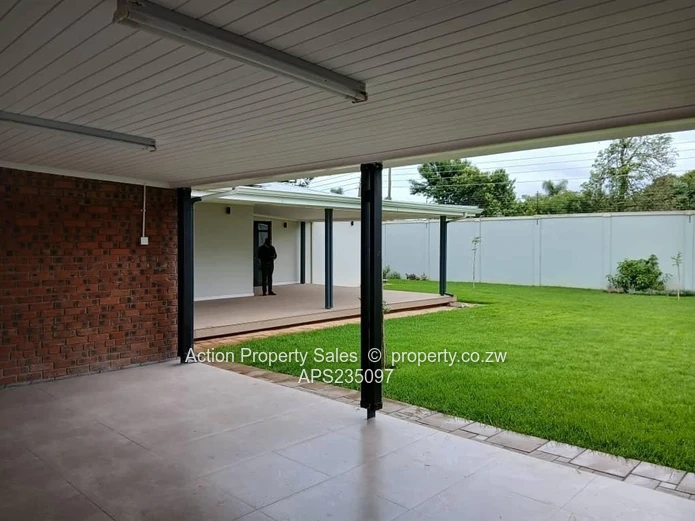 Beautifully Finished Townhouse To Rent! 