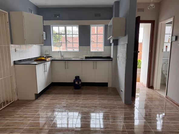 4 Bedroom Garden Flat