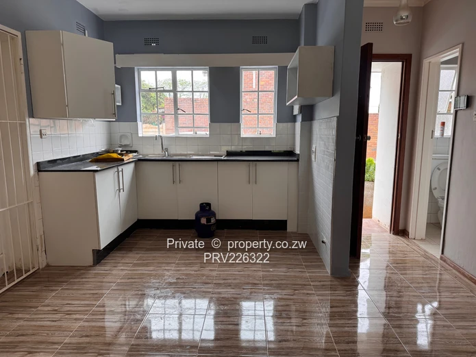 4 bedroomed townhouse, (UK Style) one bedroom ensuite.  (Sole Mandate)