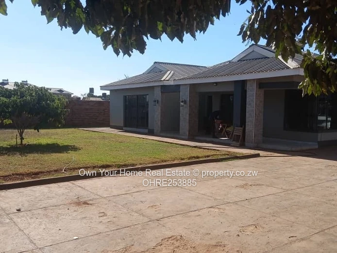 Elegant 4-Bed Family Home on 1800m² in Mount Pleasant Heights
