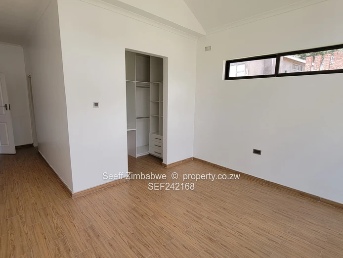 A Luxurious 4-Bedroom Townhouse/Cluster