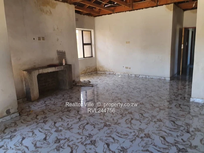 6-Bed Home Granary Park - Tiled Roof, Carport & Ensuite