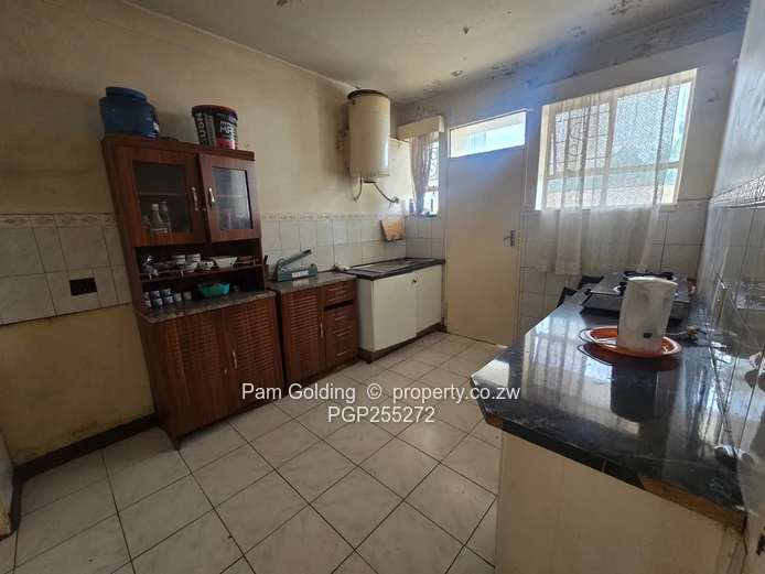 Ground floor 2 bedroom flat
