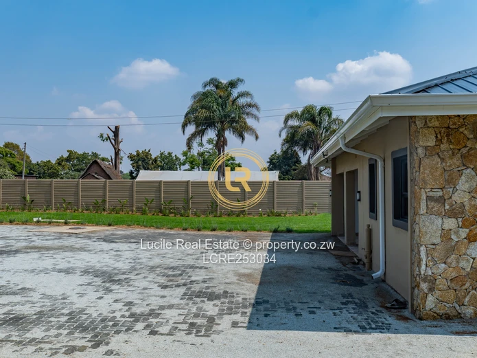 Contemporary Executive Residence in Westgate Goodhope
