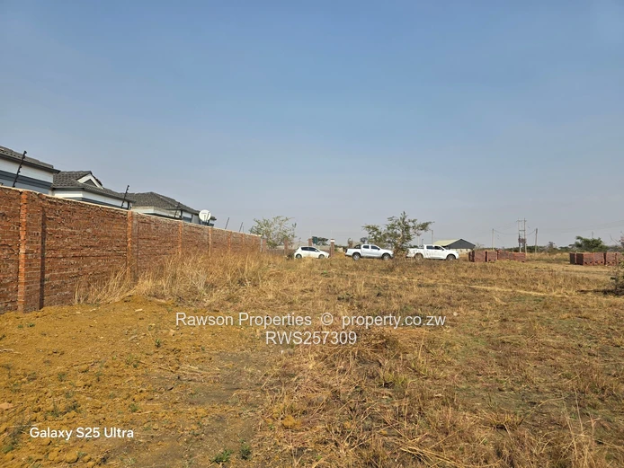 Haydon, Shineplus Stand In A Gated Community 