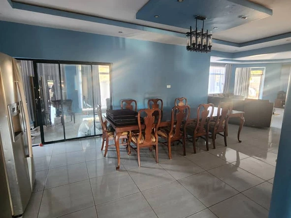 7 Bedroom House